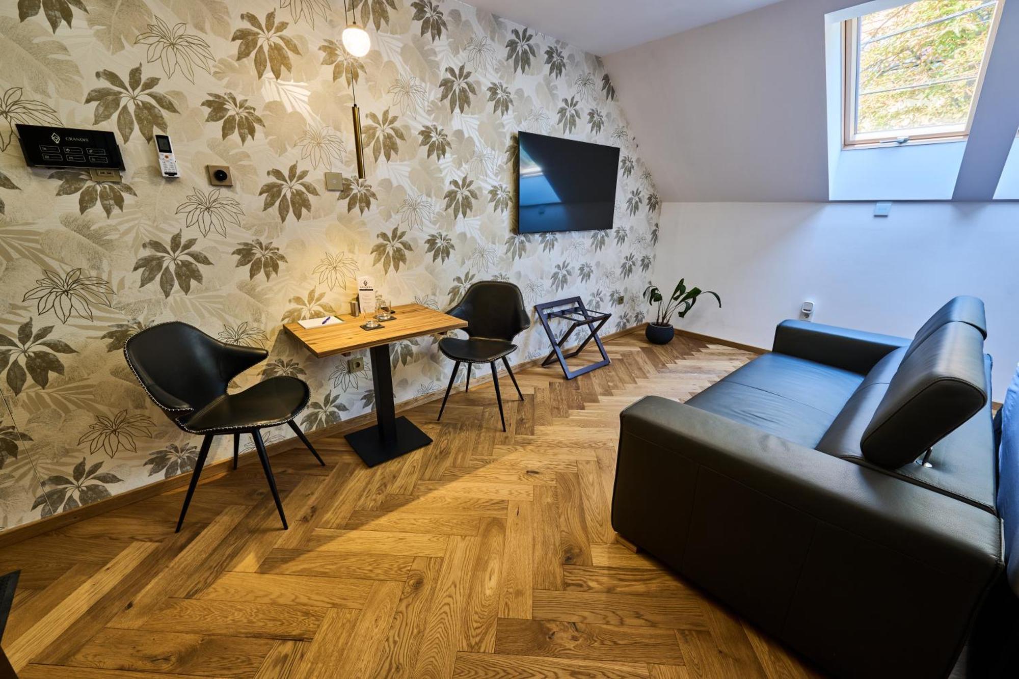 Grandis Premium Apartments Gödöllő Eksteriør billede